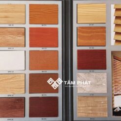 Bảng màu rèm nan gỗ che bàn thờ
