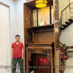 Bàn thờ treo hiện đại thờ Phật.
