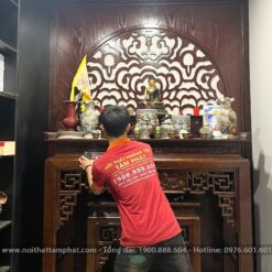 Không gian thờ Phật trang ngiêm, huyền bí.