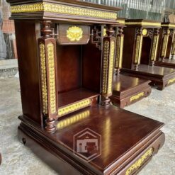 Bàn thờ Thần Tài đẹp, sang trọng thể hiện đẳng cấp chủ nhà.