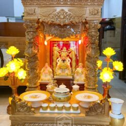 Mẫu bàn thờ mang ý nghĩa phong thủy tốt đẹp, đem lại nhiều may mắn, tài lộc cho gia chủ.