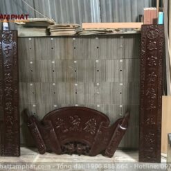 Thiết kế đơn giản hiện đại không nhiều họa tiết hoa văn cầu kì.