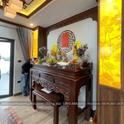 Phòng thờ BT-1065 trang trí tranh trúc chỉ 2 bên đẹp.