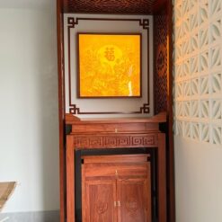 Chất liệu gỗ hương thuộc phân khúc gỗ cao cấp với tính chất gỗ cứng chắc, độ bền cao.