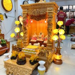 Có sự tích hợp ngăn kéo dưới mặt tiện lợi.