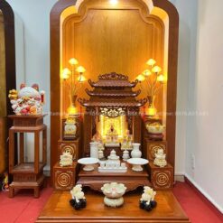 Trọn bộ bàn thờ vip kèm đôn tam cấp, bục đế và vách led sang trọng.