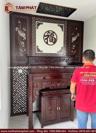 Bàn thờ nhị cấp dễ dàng bày biện đồ thờ, vật phẩm thờ, ảnh thờ.